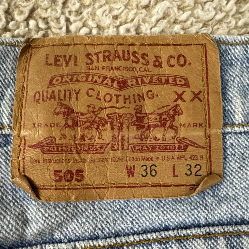 Levi's 505 Jeans 36x32 Men's Light Wash Straight Leg Denim